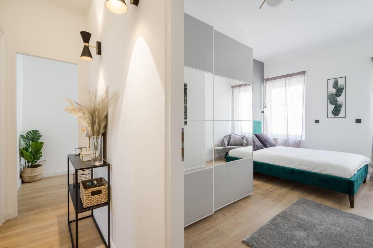 Tilia Luxury Apartment - 3 Bedrooms With Ac Budapest Exterior foto