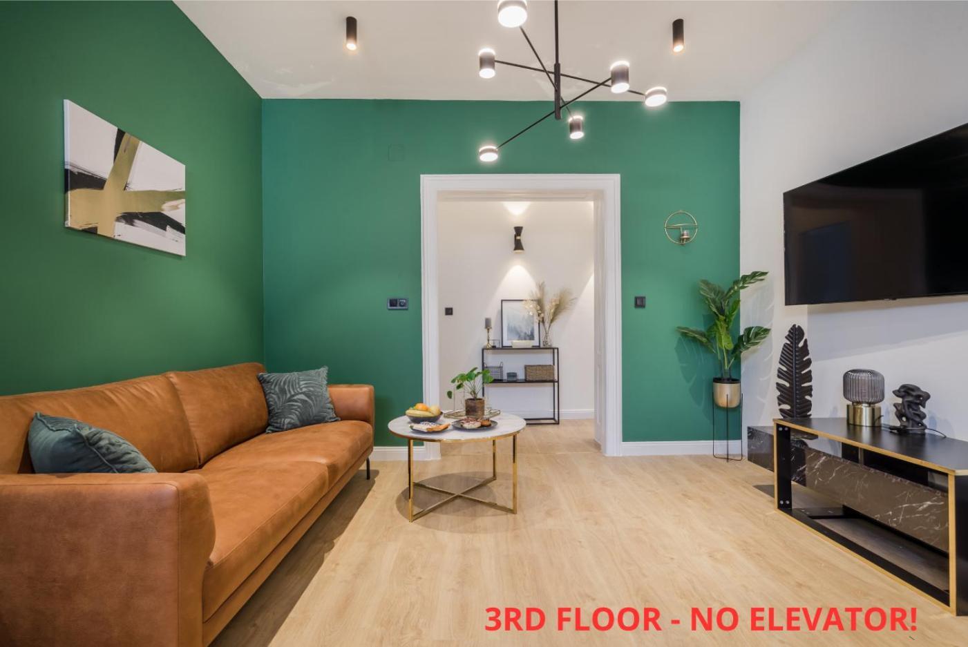 Tilia Luxury Apartment - 3 Bedrooms With Ac Budapest Exterior foto